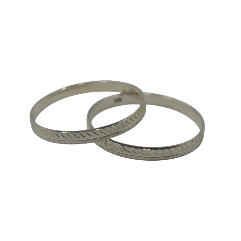 Stunning & Sparkling Gift For Women | Size: 2.6 | New Kausalya Silvers